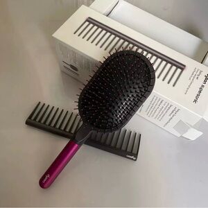 New Dyson Supersonic Comb and Paddle Brush Styling Set Fuchsia/Nickel.